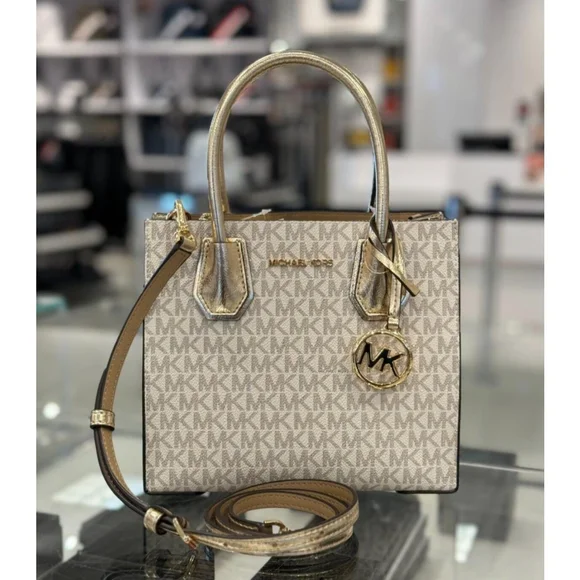 MK Mercer - Picture 3 of 3